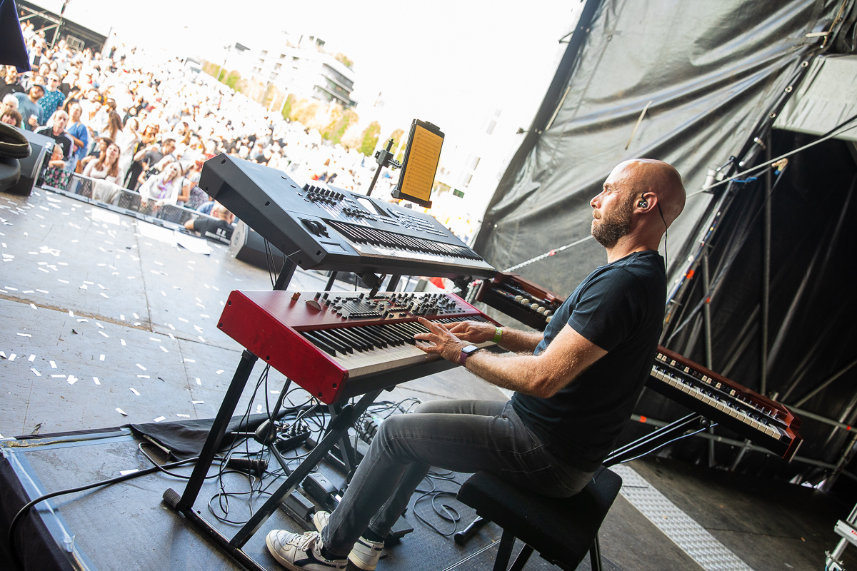 De meezingers @ Antwerpen Zingt 2022, picture 4, photographed by Dimitri Vanlommel - FrontView Magazine