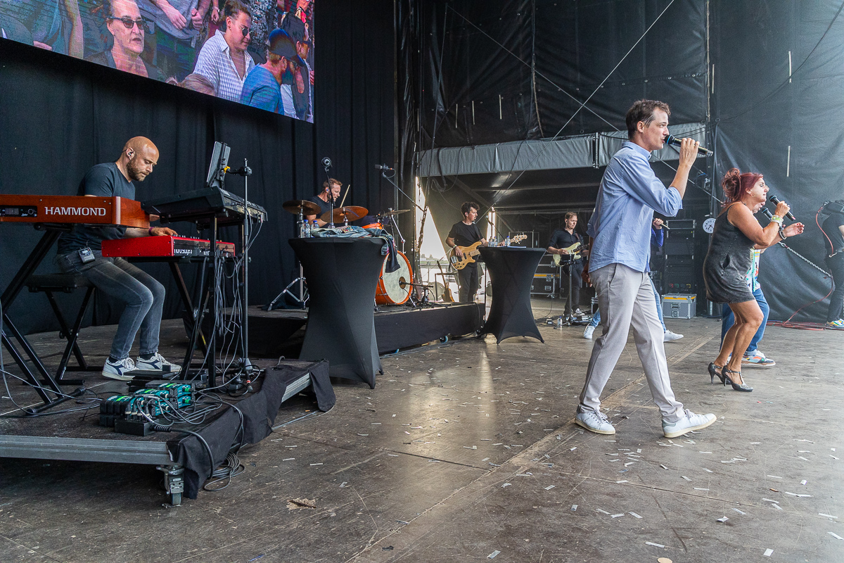 De meezingers @ Antwerpen Zingt 2022, picture 15, photographed by Dimitri Vanlommel - FrontView Magazine