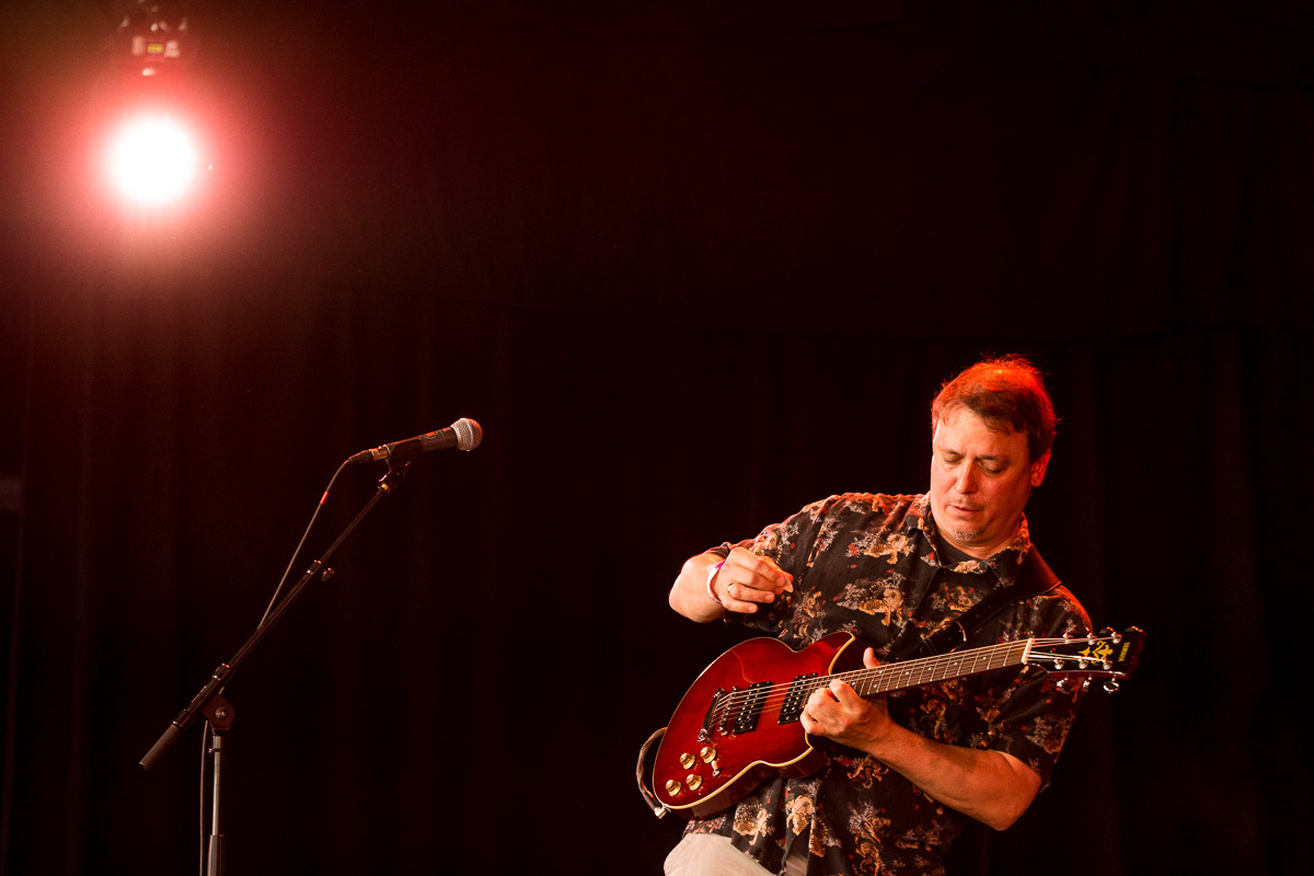 Kurt Rosenwinkel Trio @ Jazz Middelheim, picture 1, photographed by Ann Carpentier - FrontView Magazine