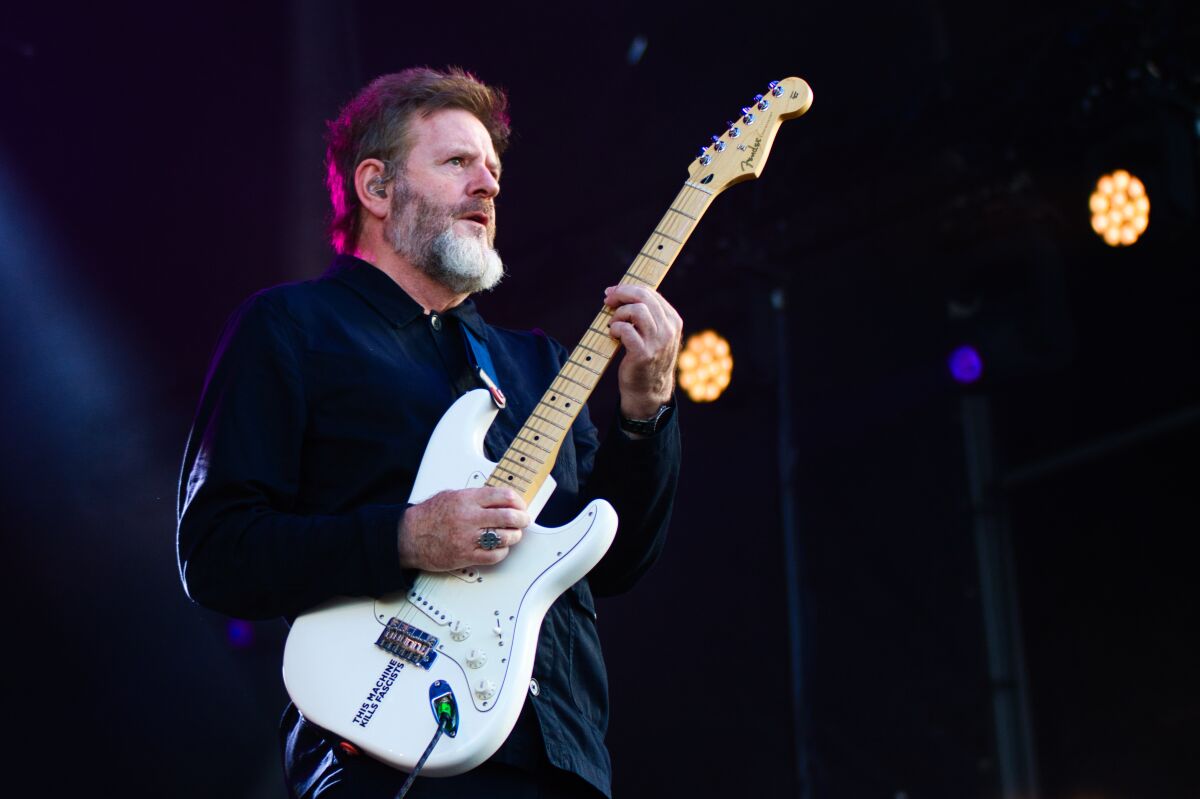 Scritti Politti @ W-Fest woensdag, picture 3, photographed by Luc Klinckaert - FrontView Magazine