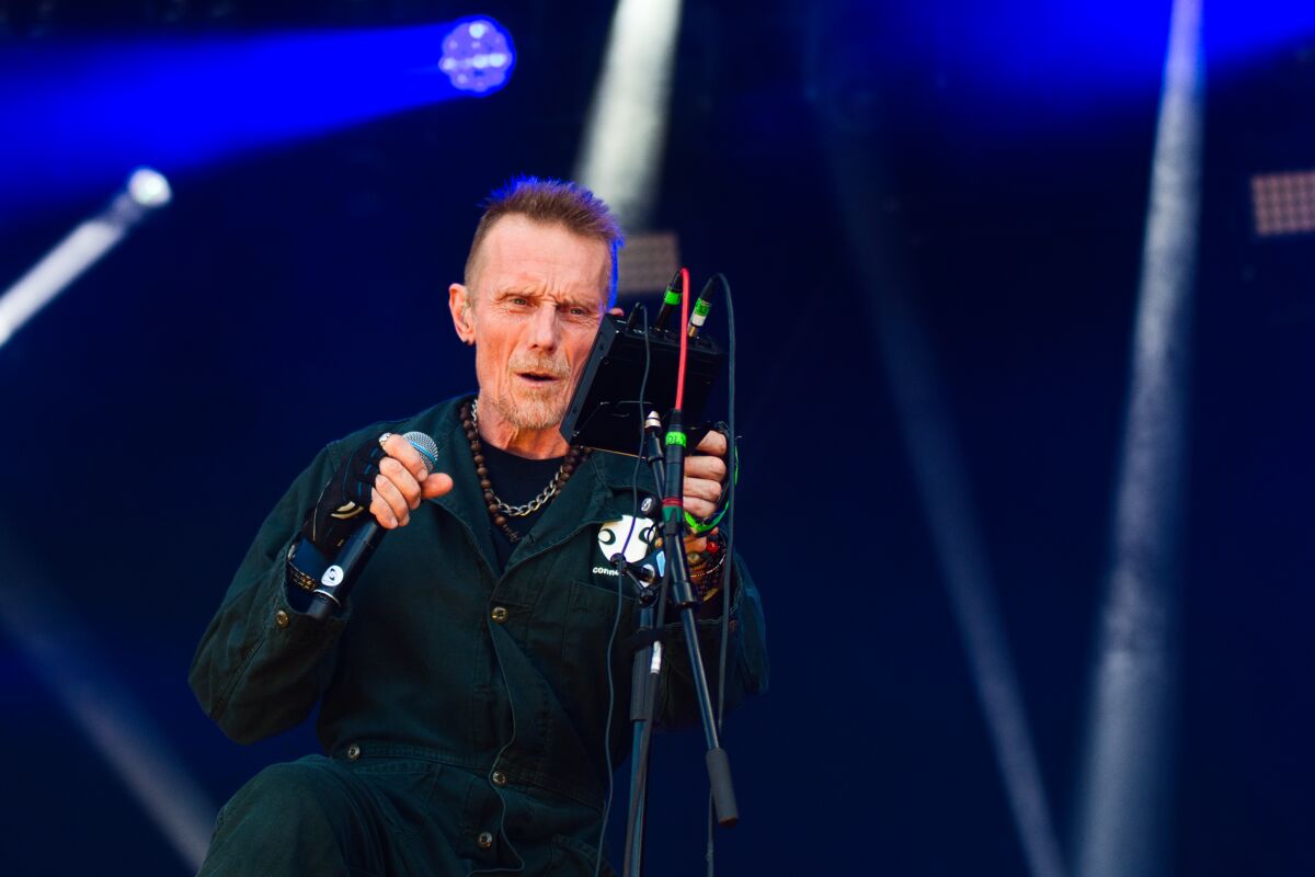 Stereo MC'S @ W-Fest vrijdag, picture 2, photographed by Luc Klinckaert - FrontView Magazine