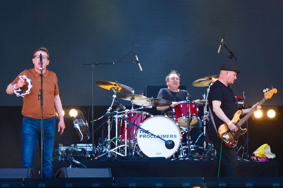 The Proclaimers @ W-Fest vrijdag, foto 12, foto's door Luc Klinckaert - FrontView Magazine