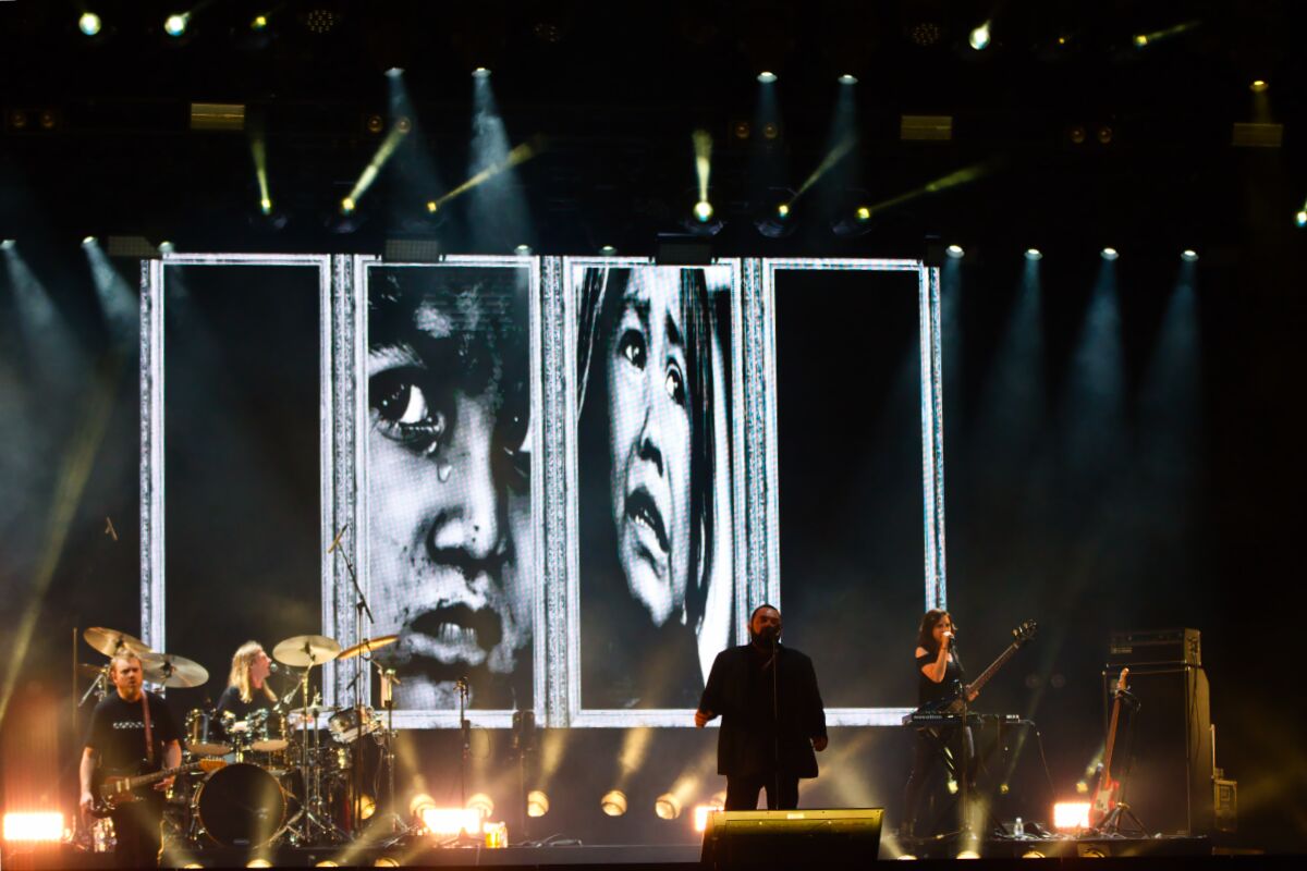 Alphaville @ W-Fest vrijdag, picture 8, photographed by Luc Klinckaert - FrontView Magazine