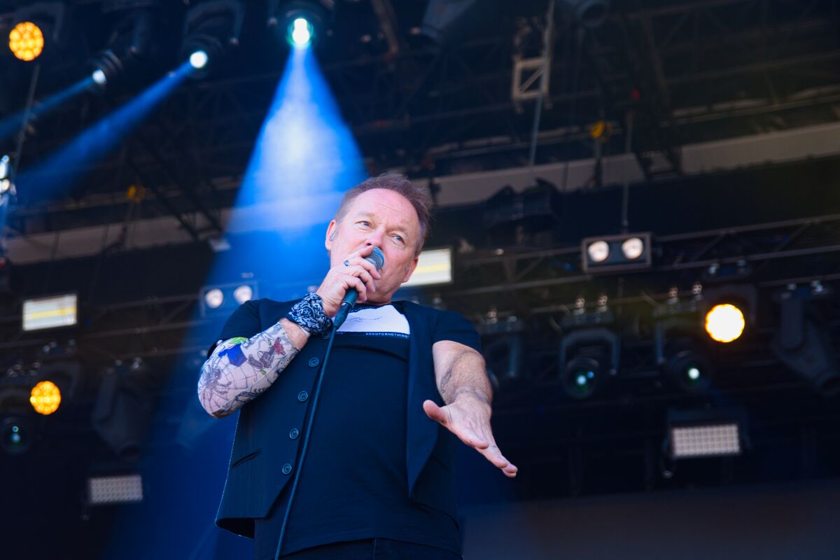 Cutting Crew @ W-Fest zaterdag, picture 10, photographed by Luc Klinckaert - FrontView Magazine