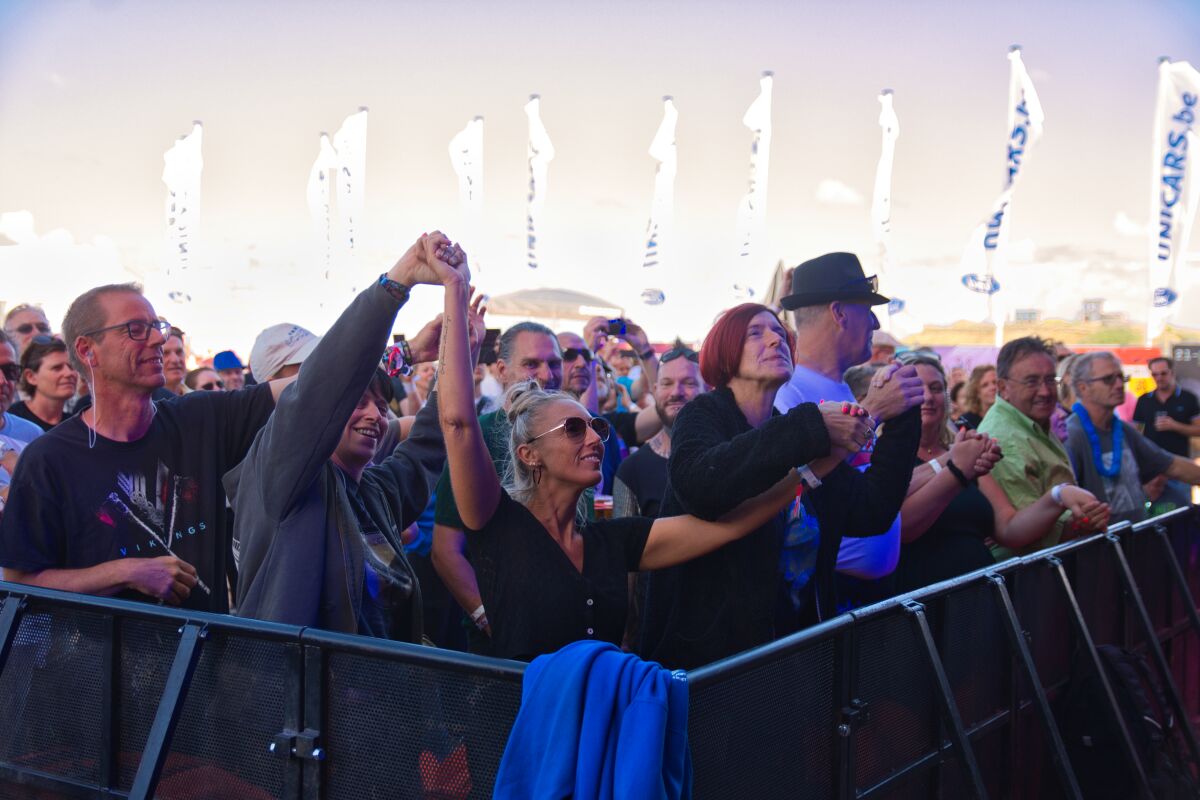 Cutting Crew @ W-Fest zaterdag, picture 13, photographed by Luc Klinckaert - FrontView Magazine
