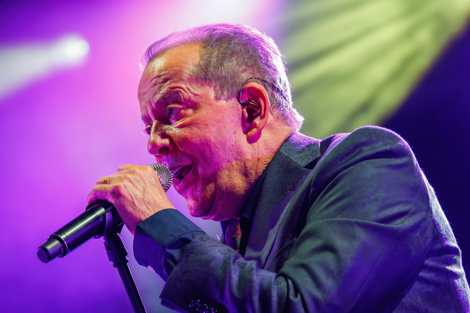 De Kreuners Live at Rock Ternat, picture 7, photographed by Paul Jongeneelen - FrontView Magazine