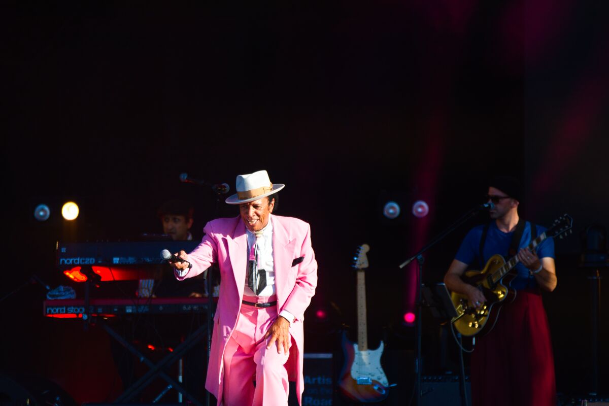 Kid Creole & The Coconuts @ W-Fest vrijdag, picture 12, photographed by Luc Klinckaert - FrontView Magazine