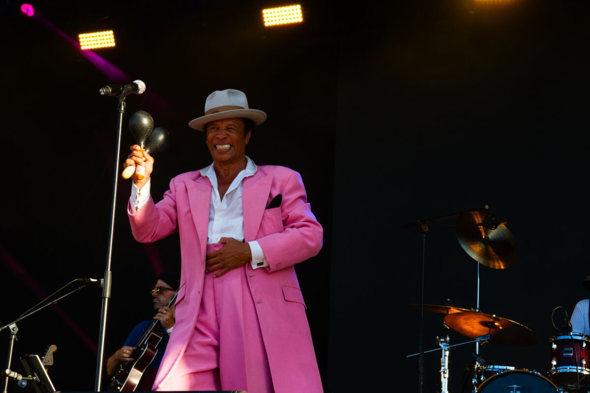 Kid Creole & The Coconuts @ W-Fest vrijdag, picture 29, photographed by Luc Klinckaert - FrontView Magazine