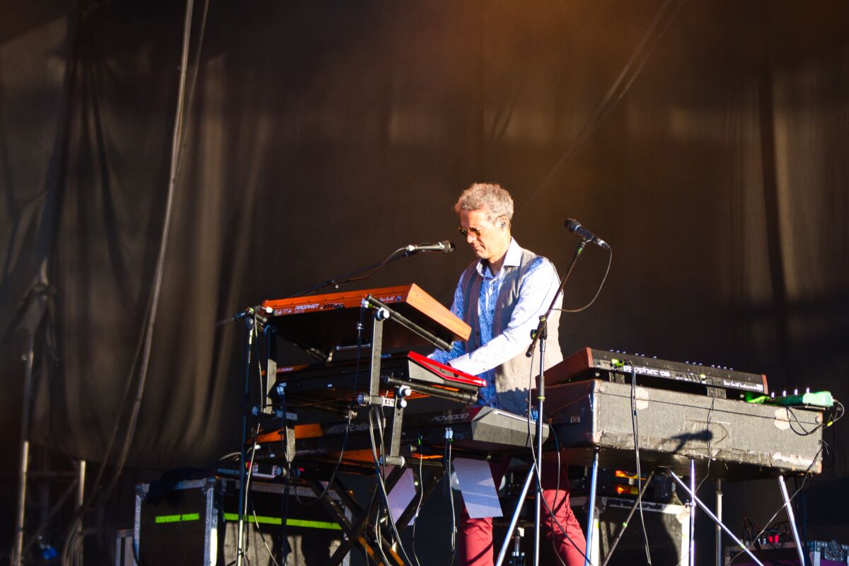 Level 42 @ W-Fest vrijdag, picture 6, photographed by Luc Klinckaert - FrontView Magazine