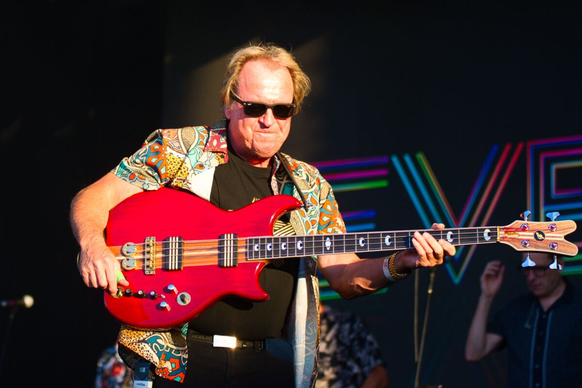 Level 42 @ W-Fest vrijdag, picture 11, photographed by Luc Klinckaert - FrontView Magazine