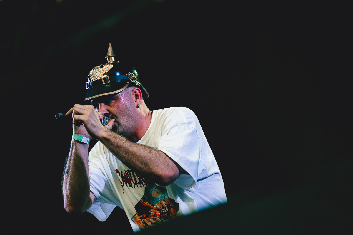 Willy Organ @ Maanrock, picture 10, photographed by Alex Wyckmans - FrontView Magazine