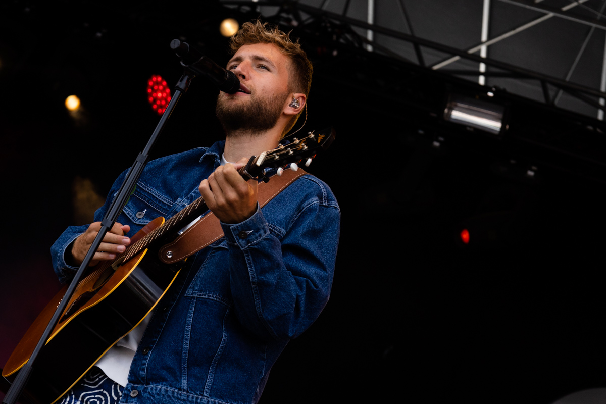 Suzan & Freek @ Buikrock, picture 14, photographed by Sven Vandervoort - FrontView Magazine