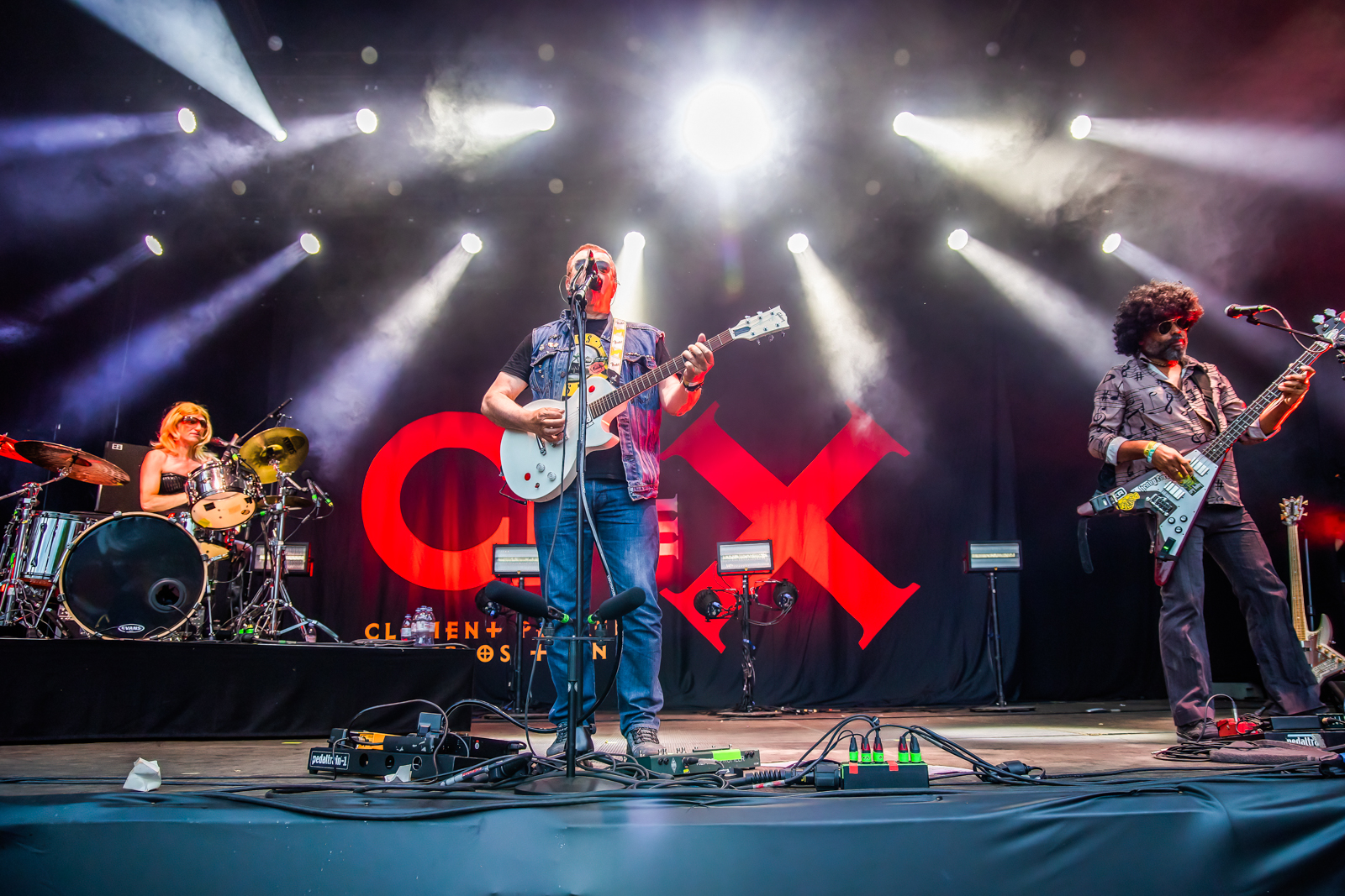 The Clement Peerens Explosition Live at Rock Ternat, picture 23, photographed by Paul Jongeneelen - FrontView Magazine