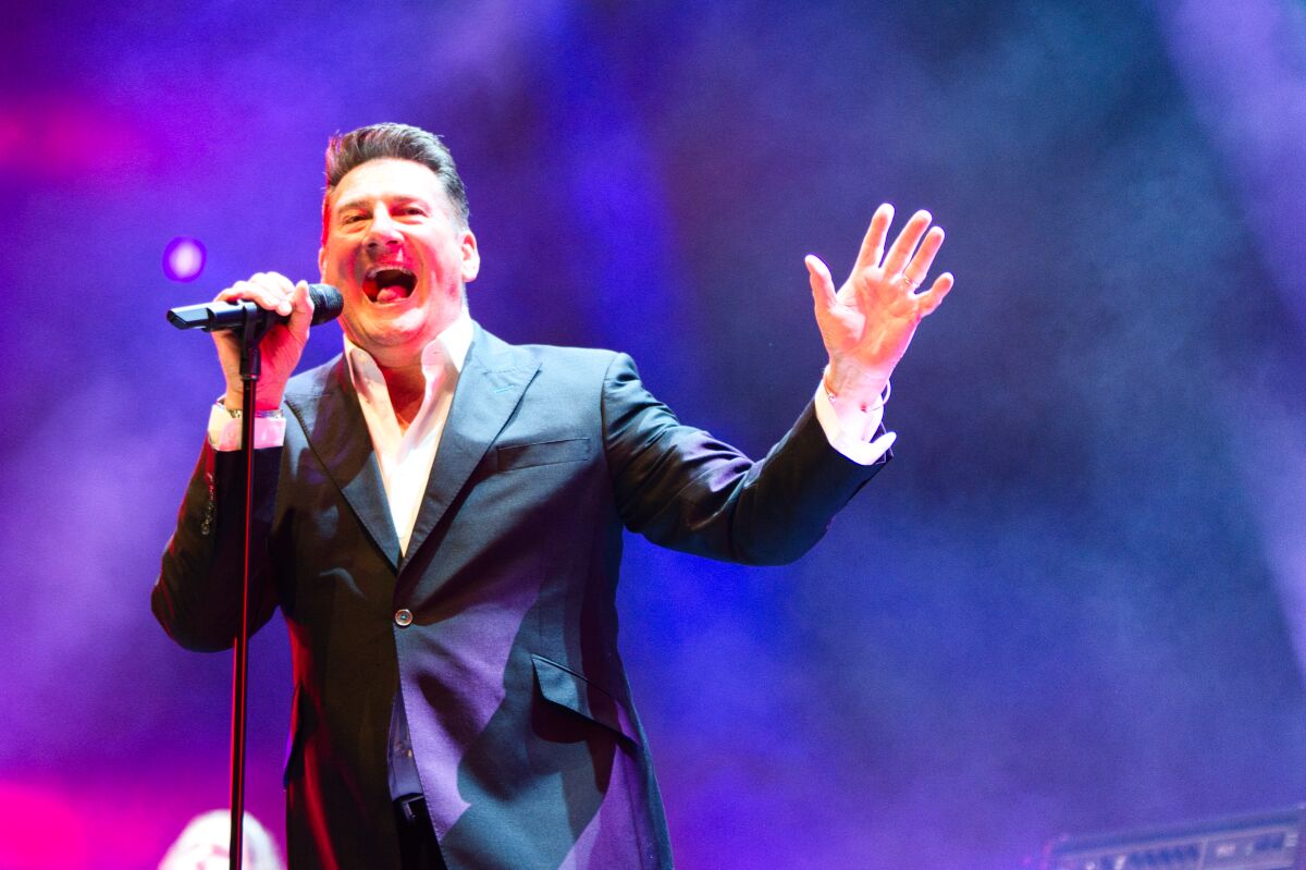 Tony Hadley @ W-Fest zaterdag, picture 4, photographed by Luc Klinckaert - FrontView Magazine