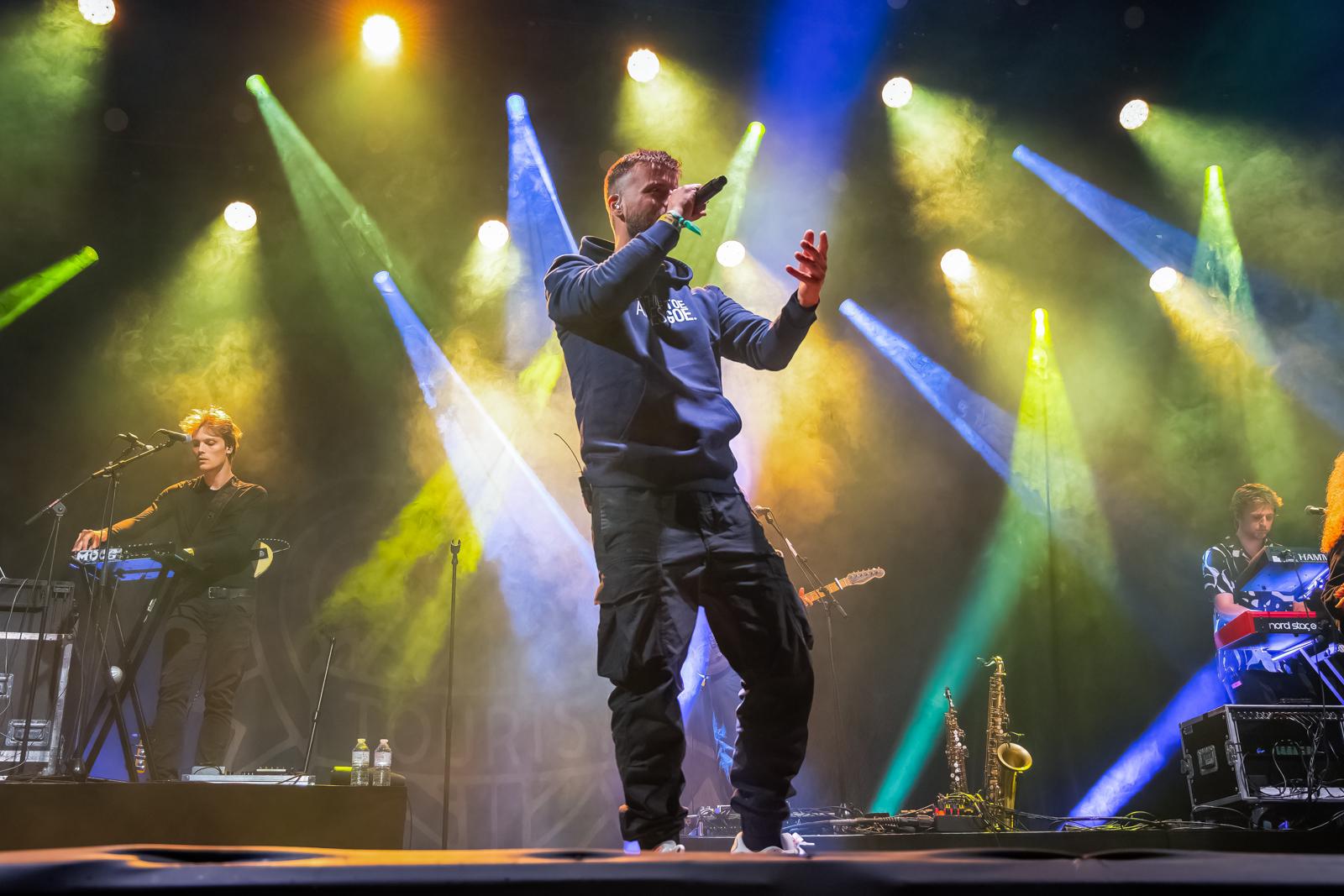 Tourist LeMC Live at Rock Ternat, picture 2, photographed by Paul Jongeneelen - FrontView Magazine