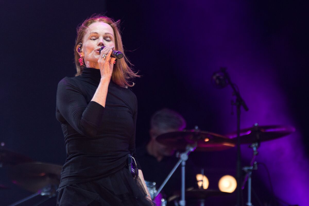 Belinda Carlisle @ W-Fest zondag, picture 6, photographed by Luc Klinckaert - FrontView Magazine