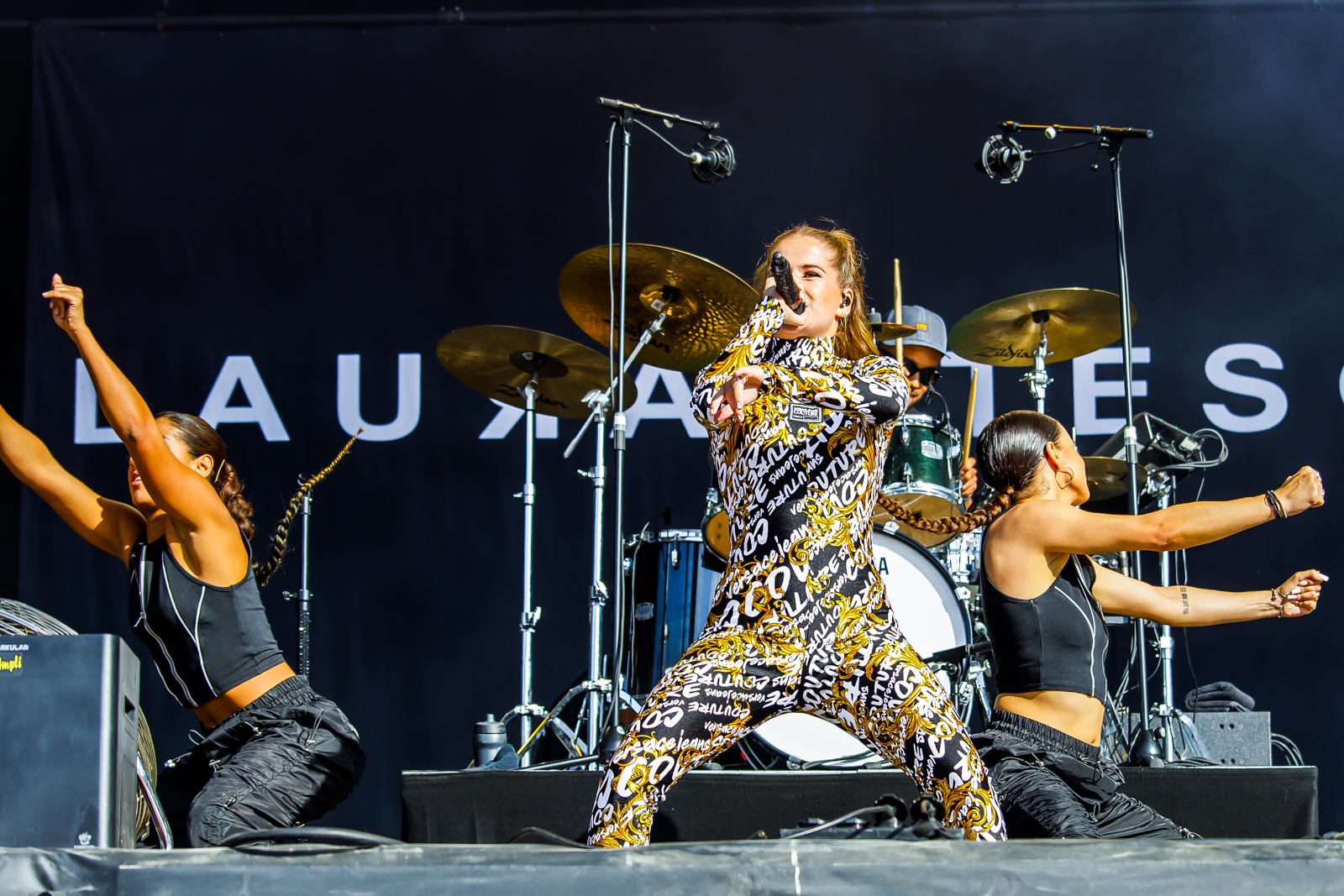 Laura Tesoro Live op Maanrock 2022, foto 2, foto's door Paul Jongeneelen - FrontView Magazine