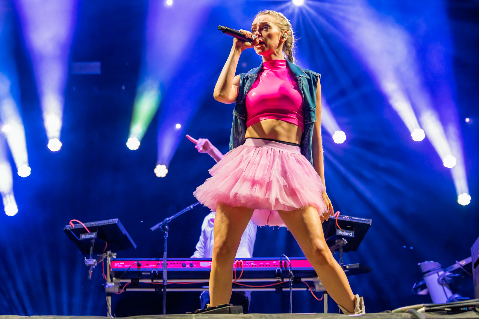 Regi Live at Maanrock 2022, foto 4, foto's door Paul Jongeneelen - FrontView Magazine