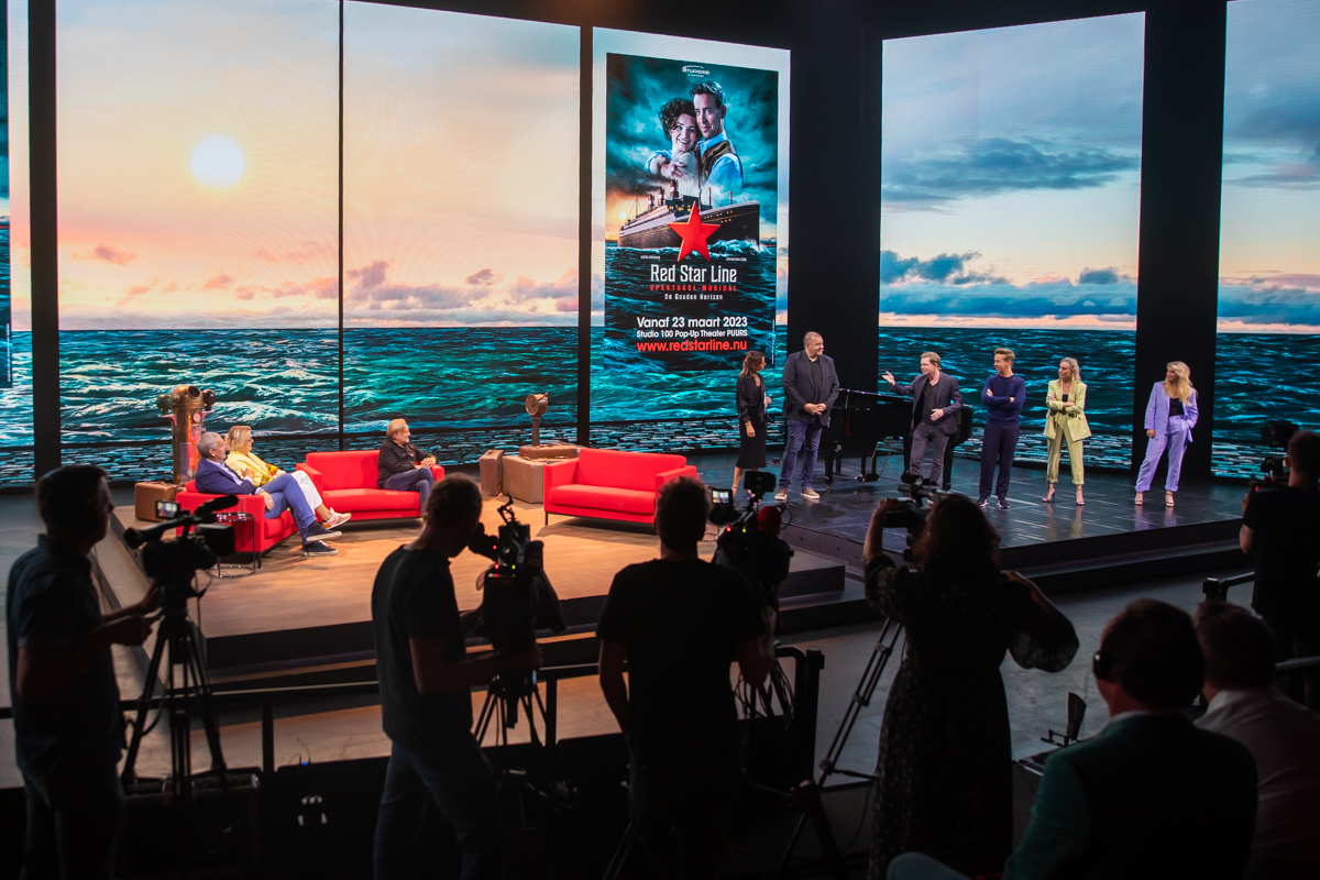 Castvoorstelling Red Star Line @ Studio 100 Pop-up Theater, picture 28, photographed by Goele Bormans - FrontView Magazine