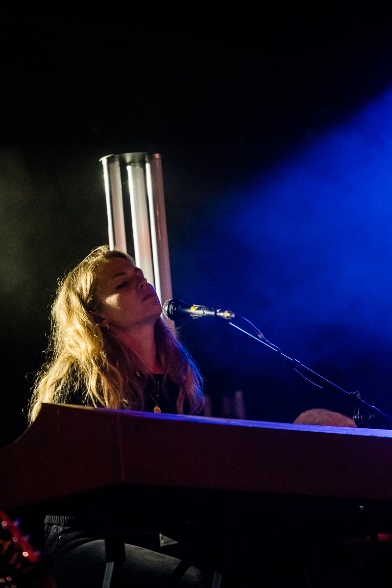 Hooverphonic @ Road Rock, picture 24, photographed by Jürgen Bruynooghe - FrontView Magazine