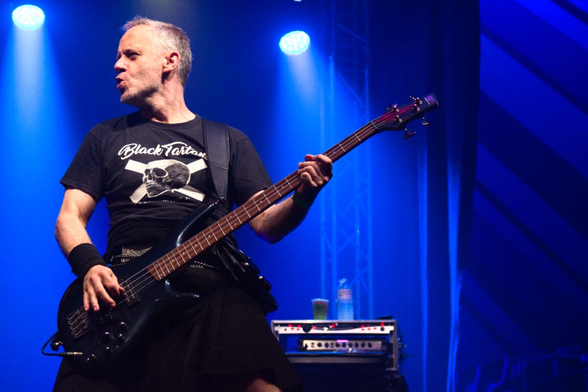Black Tartans @ Bombelbasfestival Zottegem, picture 5, photographed by Luc Klinckaert - FrontView Magazine