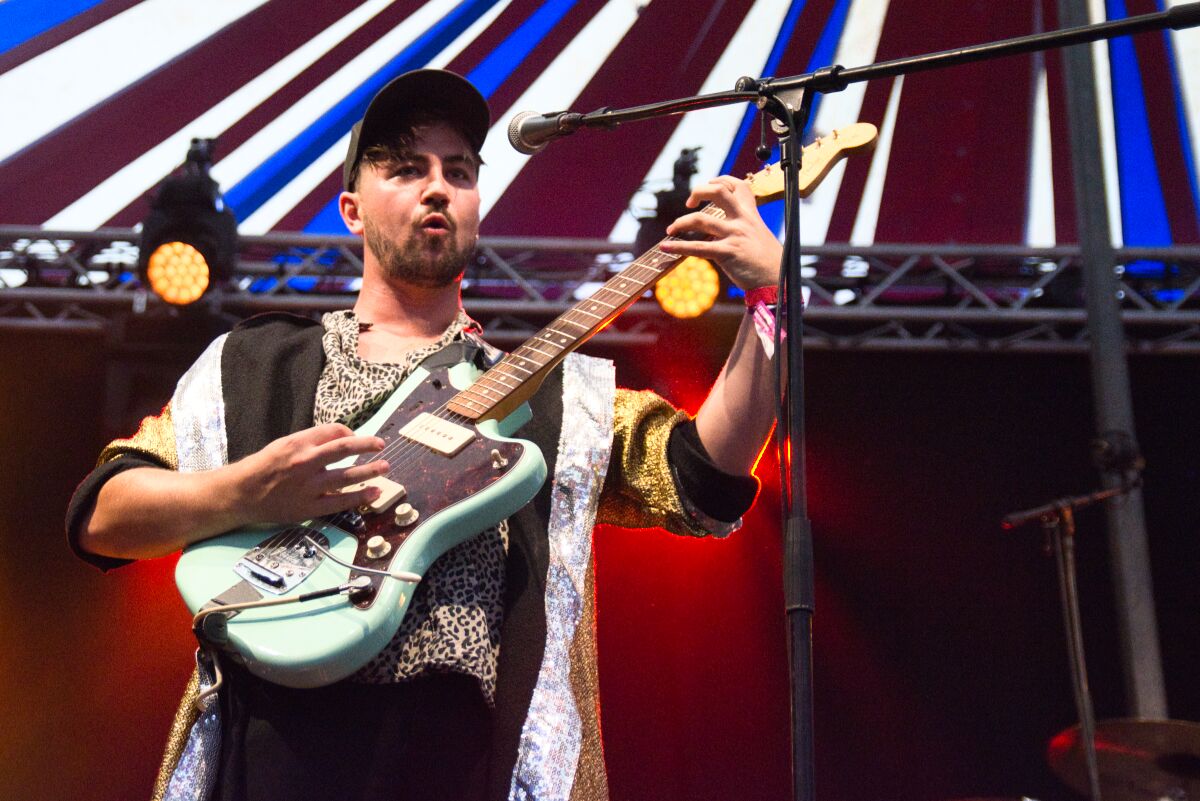 Crooked Steps @ Bombelbasfestival Zottegem, picture 7, photographed by Luc Klinckaert - FrontView Magazine