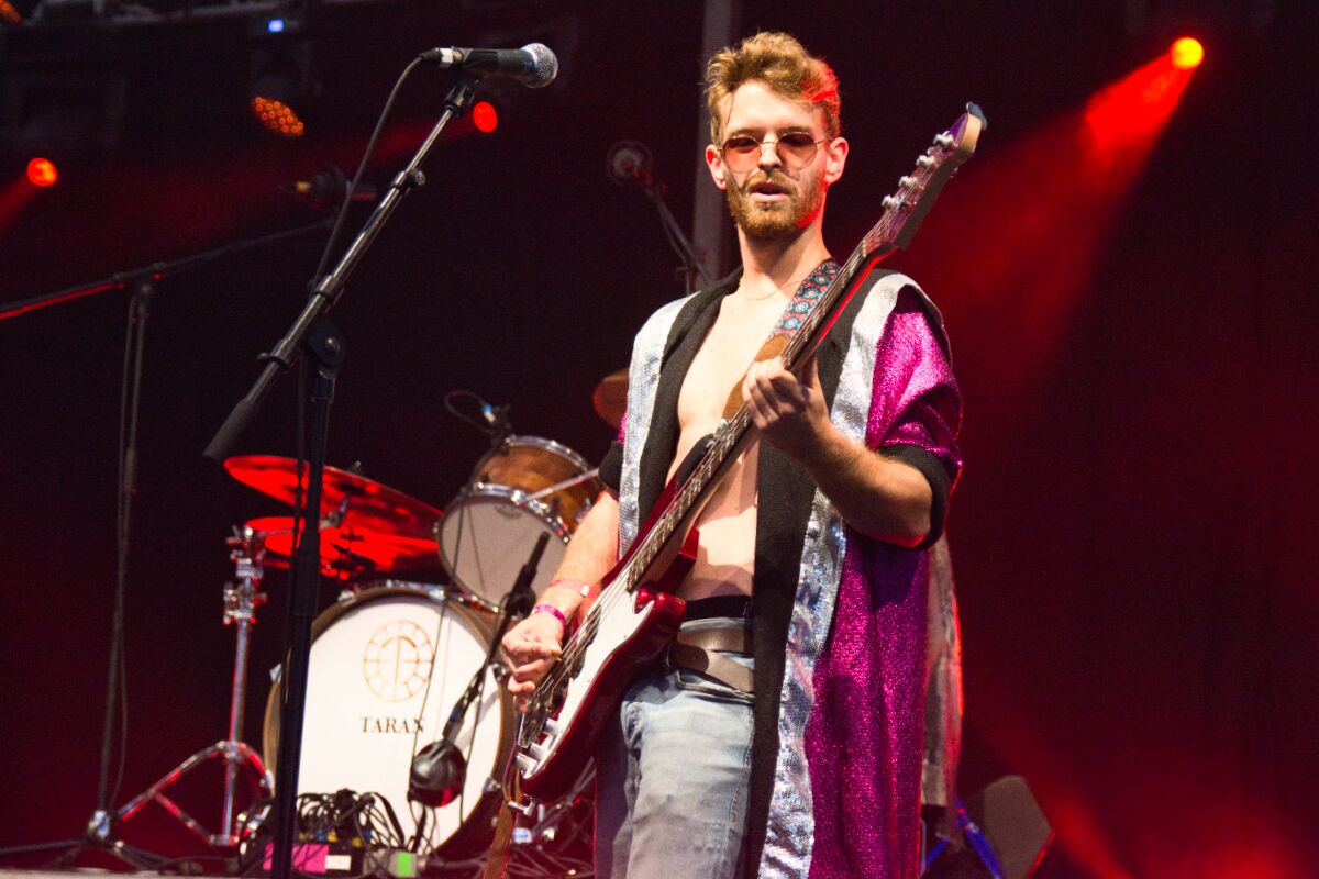Crooked Steps @ Bombelbasfestival Zottegem, picture 8, photographed by Luc Klinckaert - FrontView Magazine