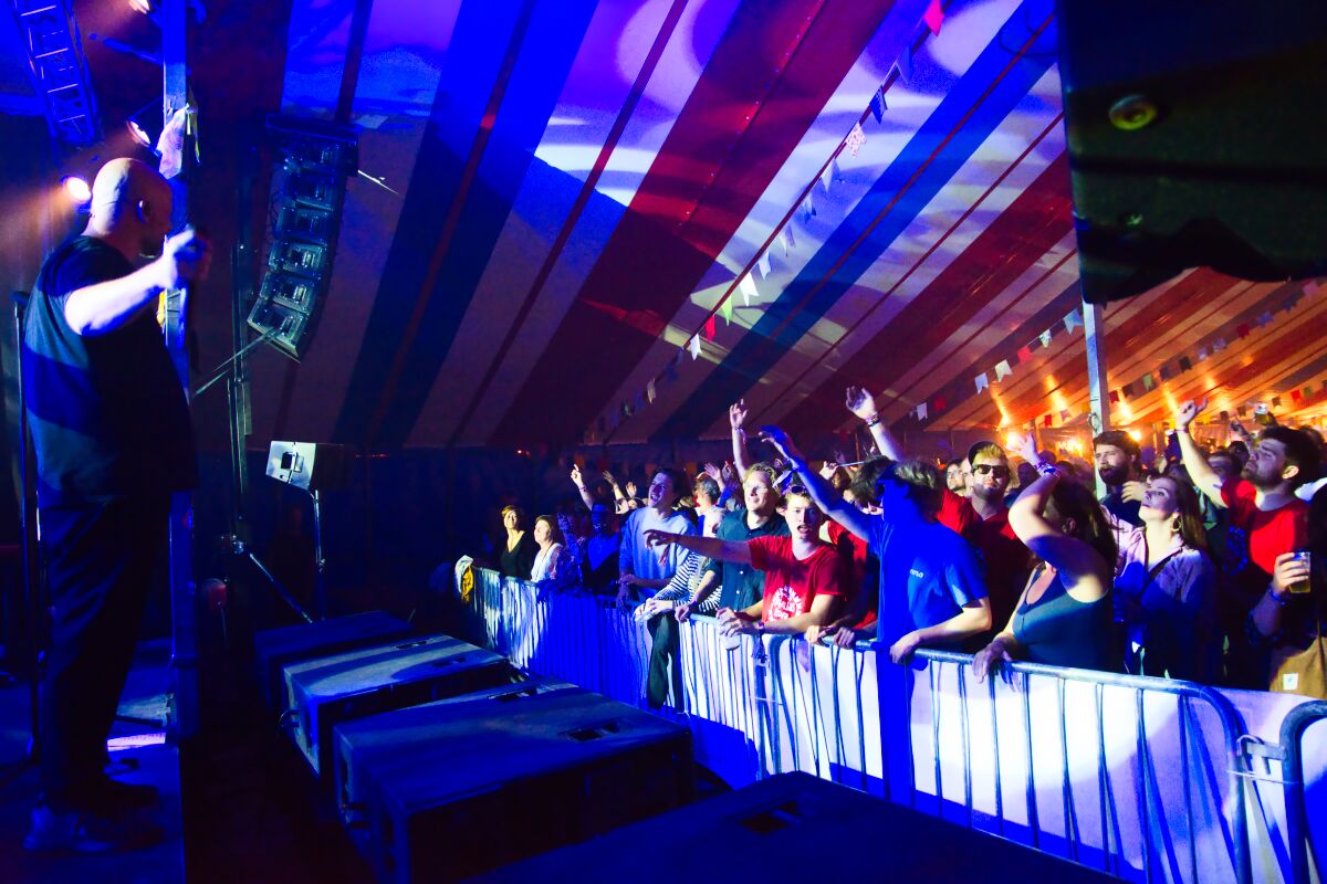 Flip Kowlier @ Bombelbasfestival Zottegem, picture 21, photographed by Luc Klinckaert - FrontView Magazine