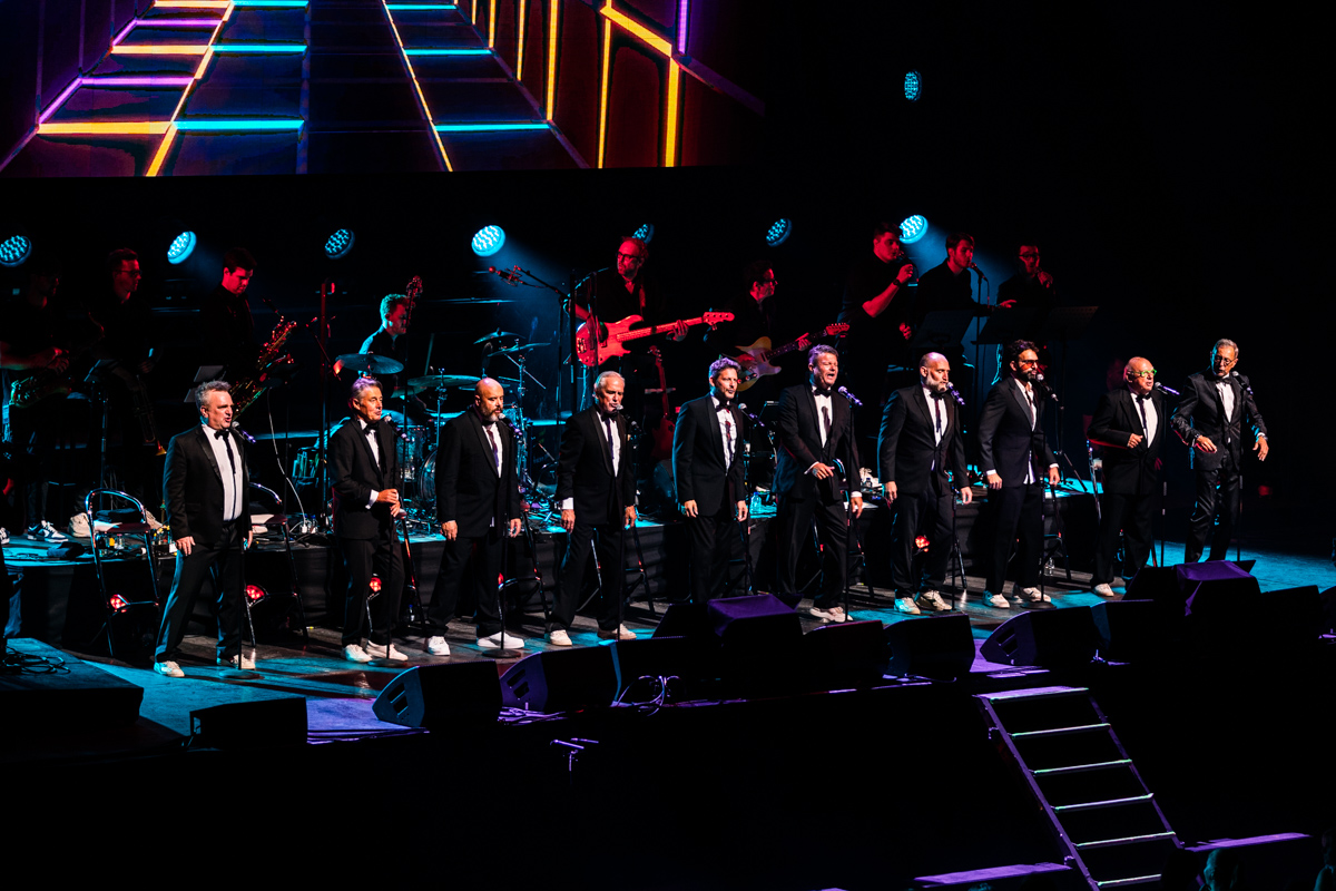 Grungblavers @ Lotto arena, picture 2, photographed by Sven Vandervoort - FrontView Magazine