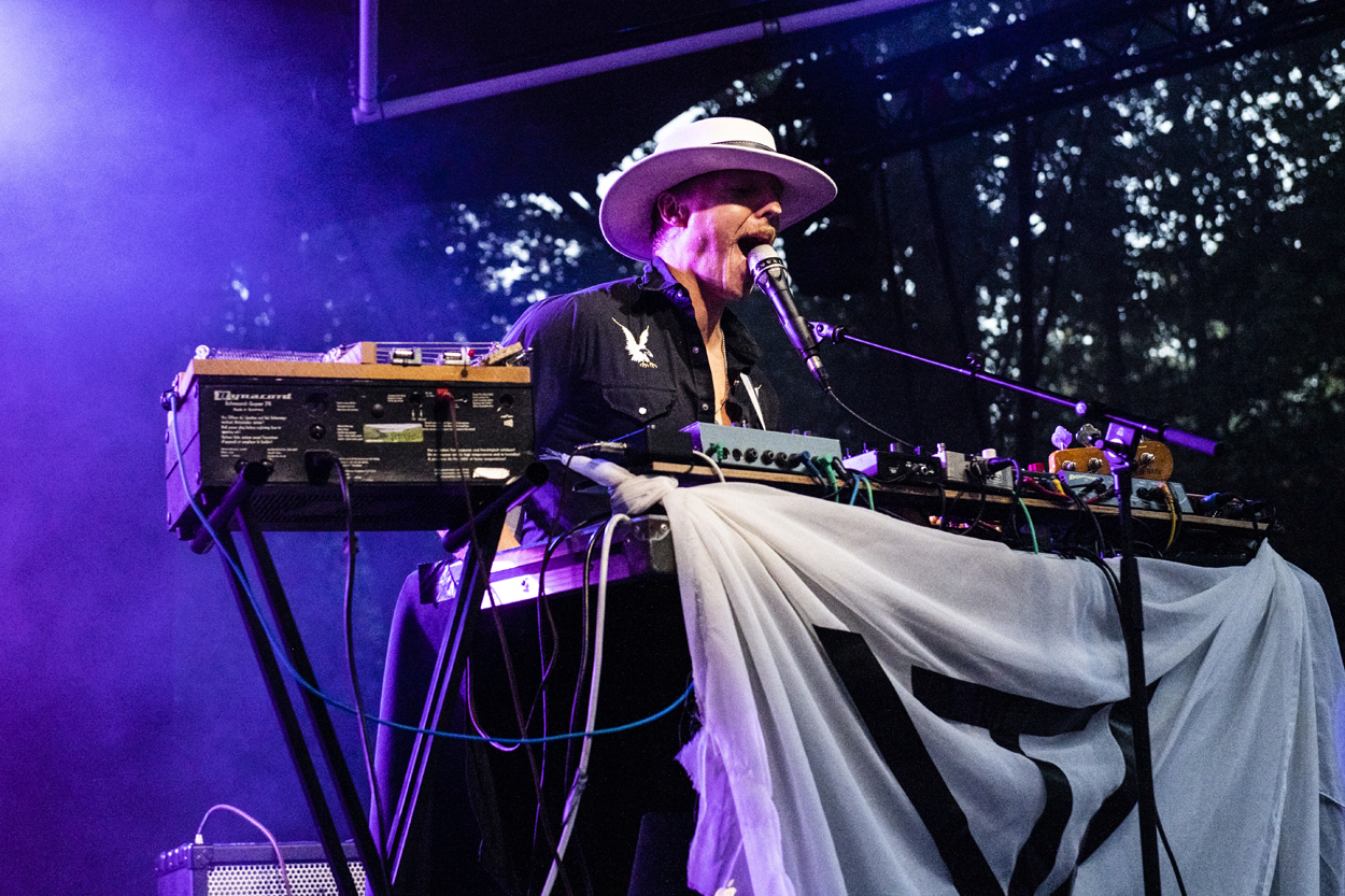 Vermin Twins @ OLT, picture 4, photographed by Sandra Van Watermeulen - FrontView Magazine