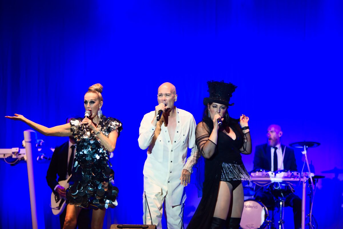 The Human League @ Frietrock zondag, picture 19, photographed by Luc Klinckaert - FrontView Magazine
