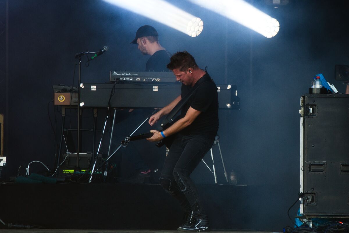 Zornik @ Frietrock zondag, picture 11, photographed by Luc Klinckaert - FrontView Magazine