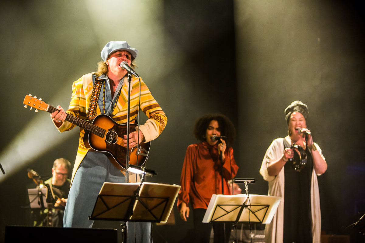 Stef Kamil Carlens & The Gates of Eden play Bob Dylan @ De Roma, picture 9, photographed by Marc Verdonck - FrontView Magazine