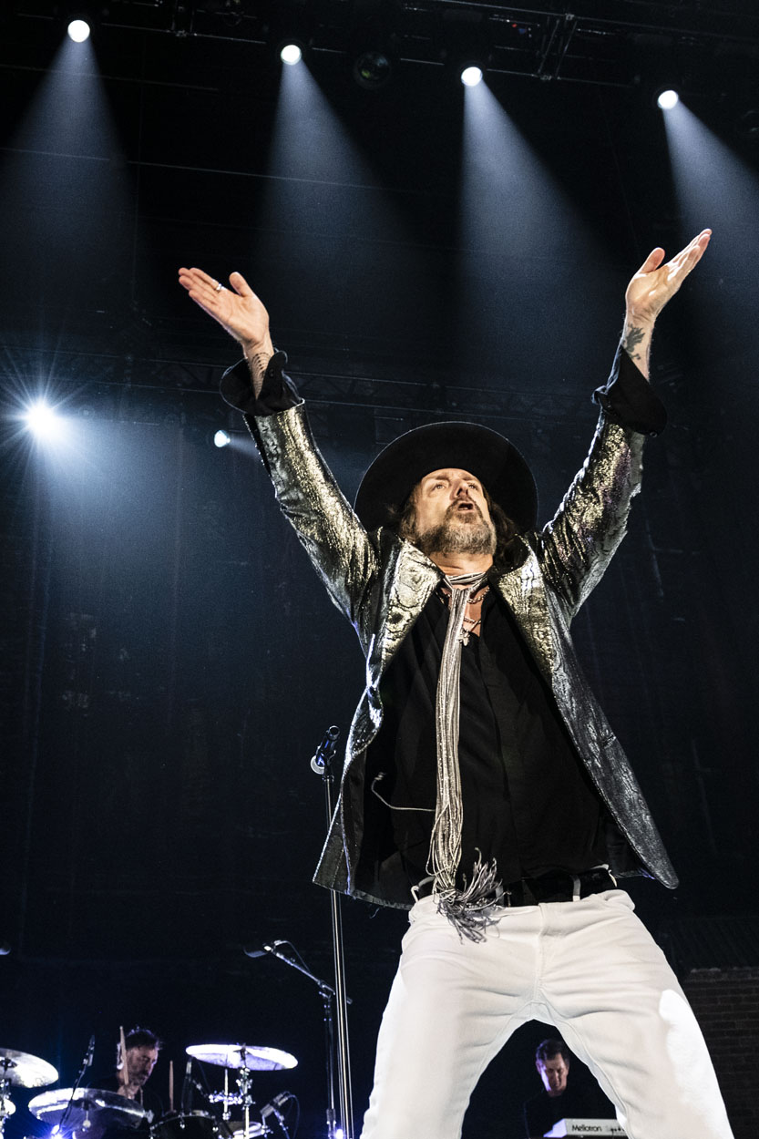 The Black Crowes @ Lotto Arena, picture 5, photographed by Sandra Van Watermeulen - FrontView Magazine