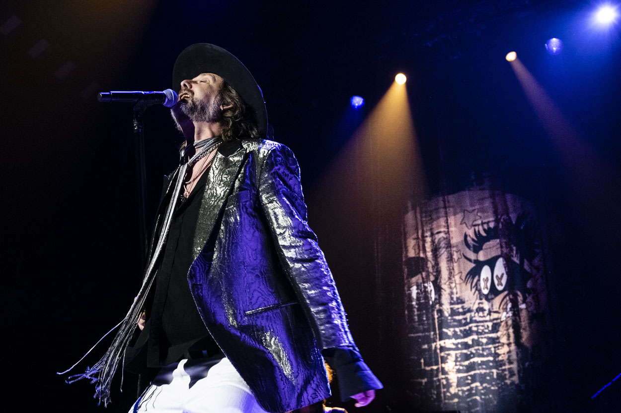 The Black Crowes @ Lotto Arena, picture 6, photographed by Sandra Van Watermeulen - FrontView Magazine