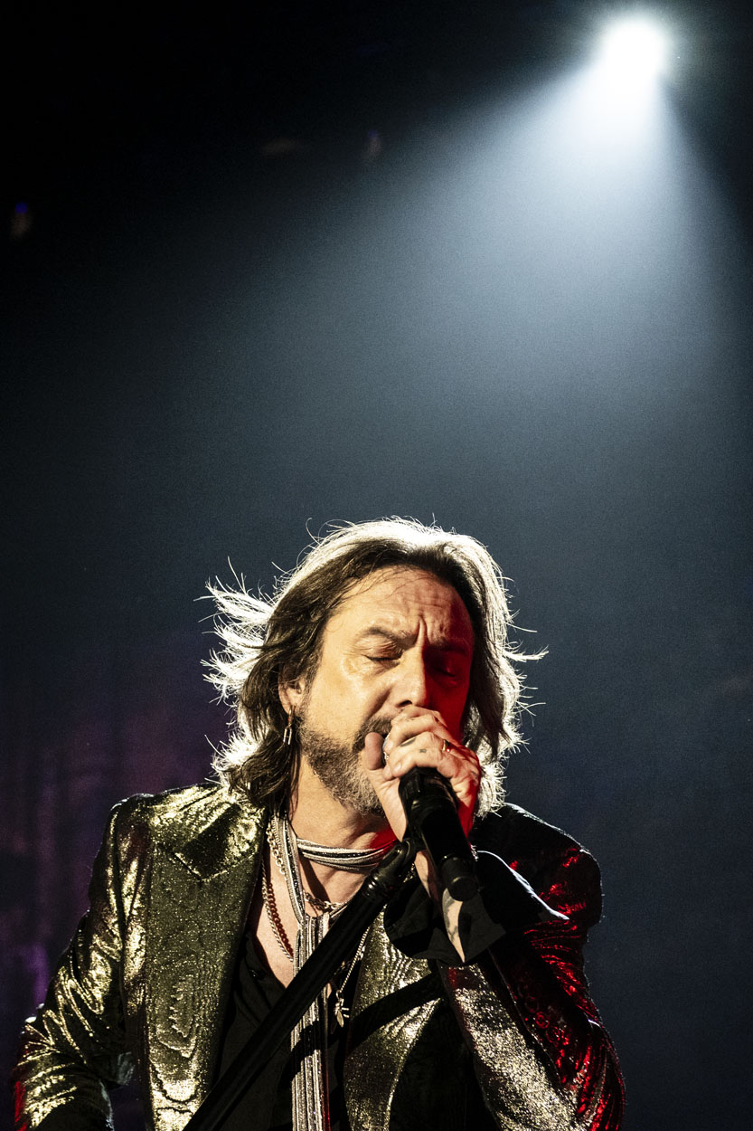 The Black Crowes @ Lotto Arena, picture 12, photographed by Sandra Van Watermeulen - FrontView Magazine