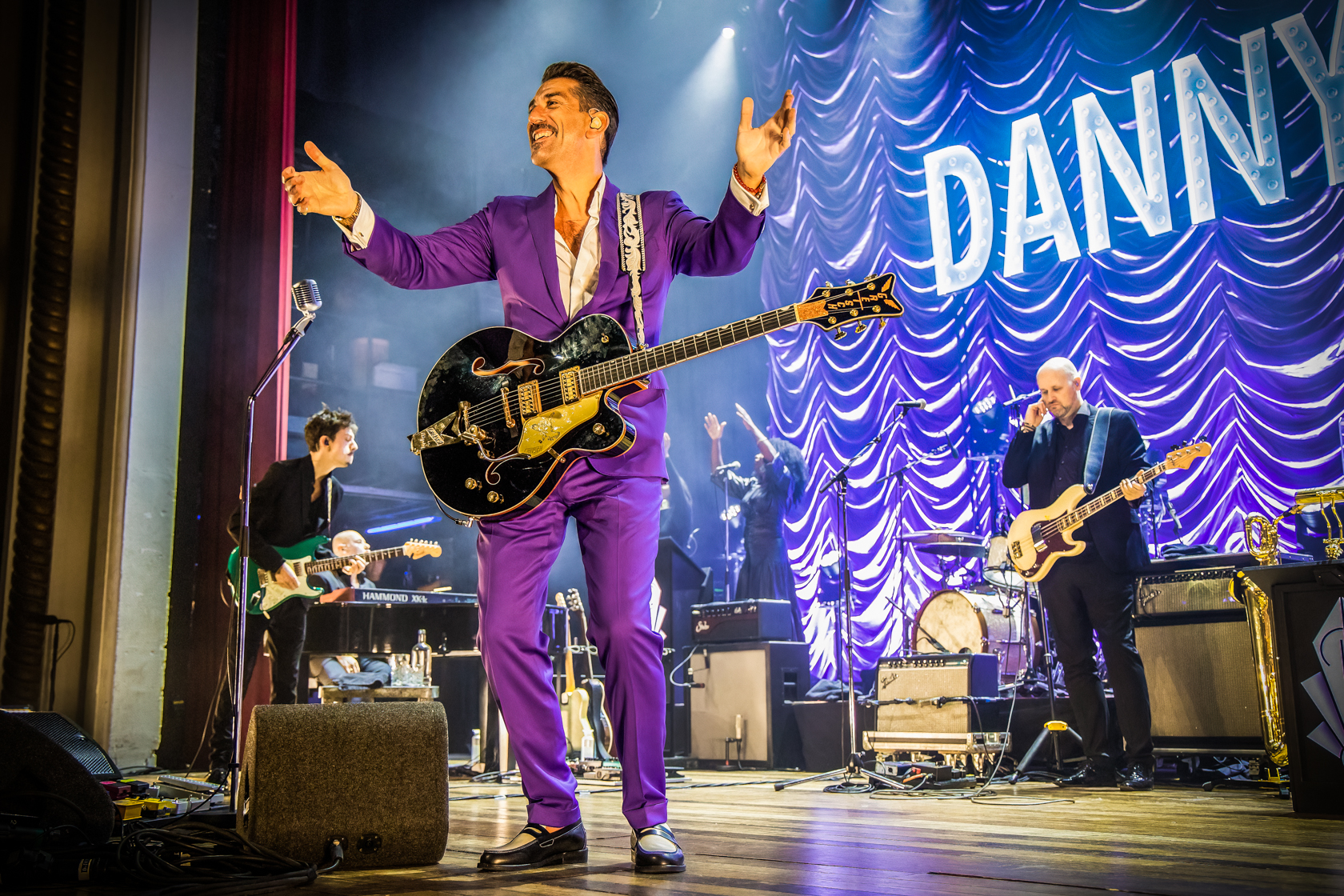 Danny Vera Live @ De Roma, picture 20, photographed by Paul Jongeneelen - FrontView Magazine