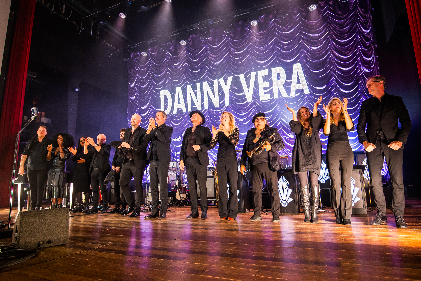 Danny Vera Live @ De Roma, picture 26, photographed by Paul Jongeneelen - FrontView Magazine