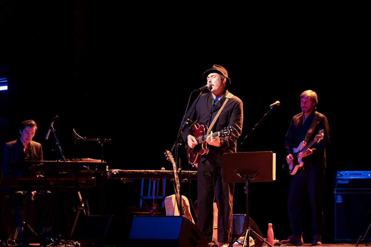 Tindersticks @ De Roma, picture 1, photographed by dirk janssens - FrontView Magazine