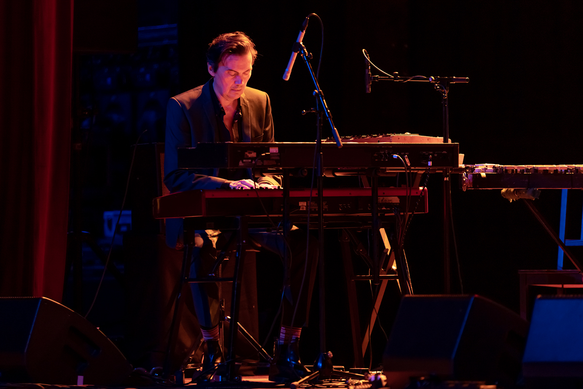 Tindersticks @ De Roma, picture 3, photographed by dirk janssens - FrontView Magazine