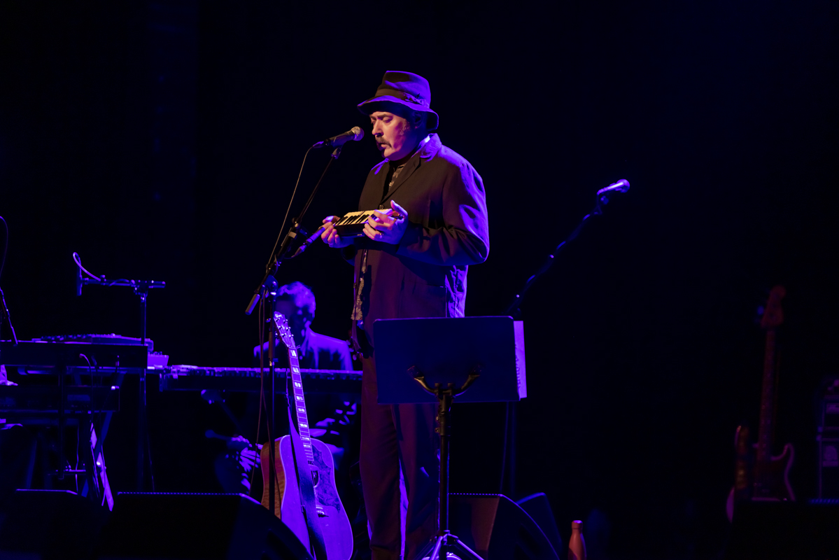 Tindersticks @ De Roma, picture 8, photographed by dirk janssens - FrontView Magazine