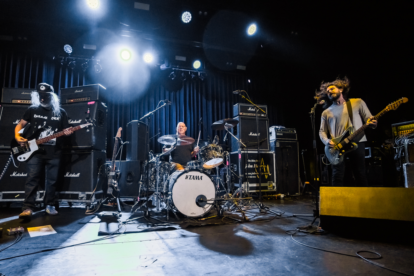 Dinosaur Jr. Live at Trix, picture 10, photographed by Paul Jongeneelen - FrontView Magazine