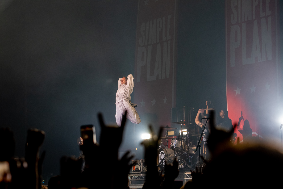 Simple Plan @ Vorst Nationaal, picture 3, photographed by Johan Van Buggenhout - FrontView Magazine