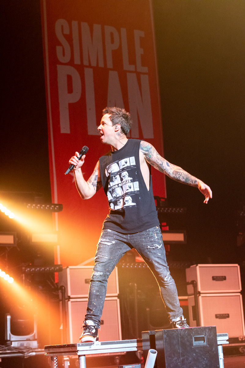 Simple Plan @ Vorst Nationaal, picture 13, photographed by Johan Van Buggenhout - FrontView Magazine