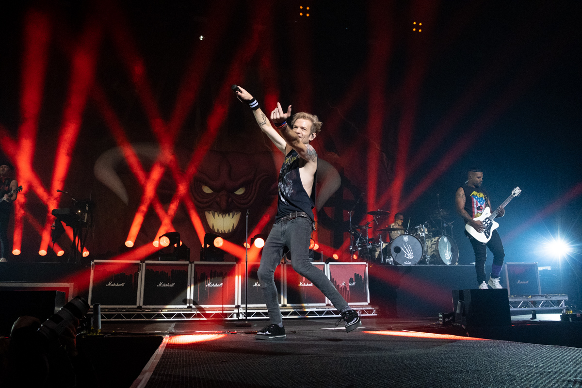 SUM41 @ Vorst Nationaal, picture 1, photographed by Johan Van Buggenhout - FrontView Magazine