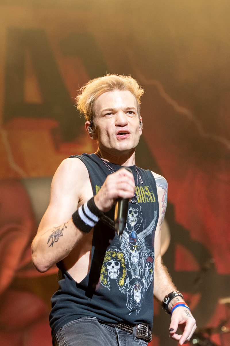 SUM41 @ Vorst Nationaal, picture 16, photographed by Johan Van Buggenhout - FrontView Magazine