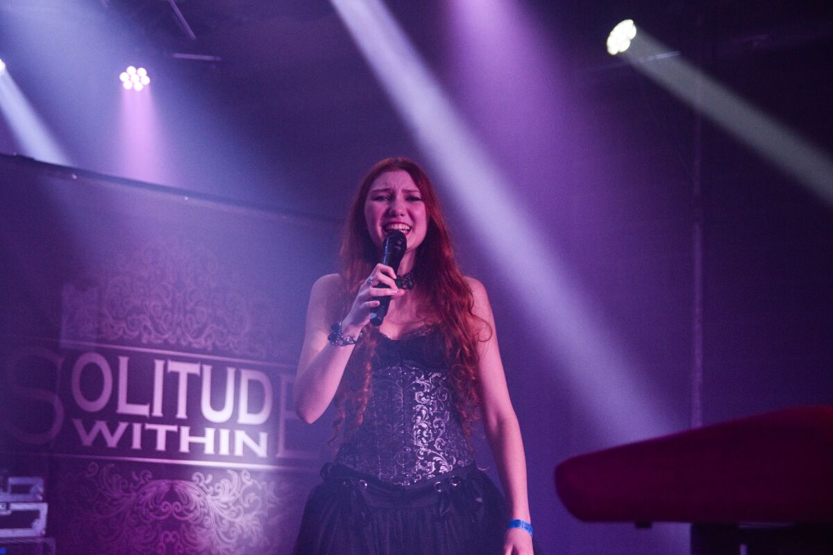 Solitude Within @ De Kuip Ninove, picture 4, photographed by Luc Klinckaert - FrontView Magazine