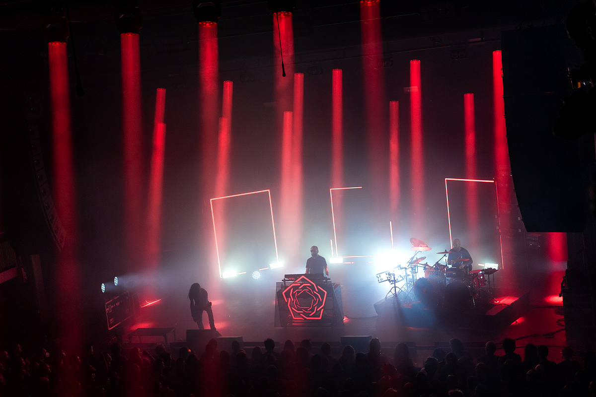 Carpenter Brut @ AB, foto 2, foto's door Magali Decamps - FrontView Magazine