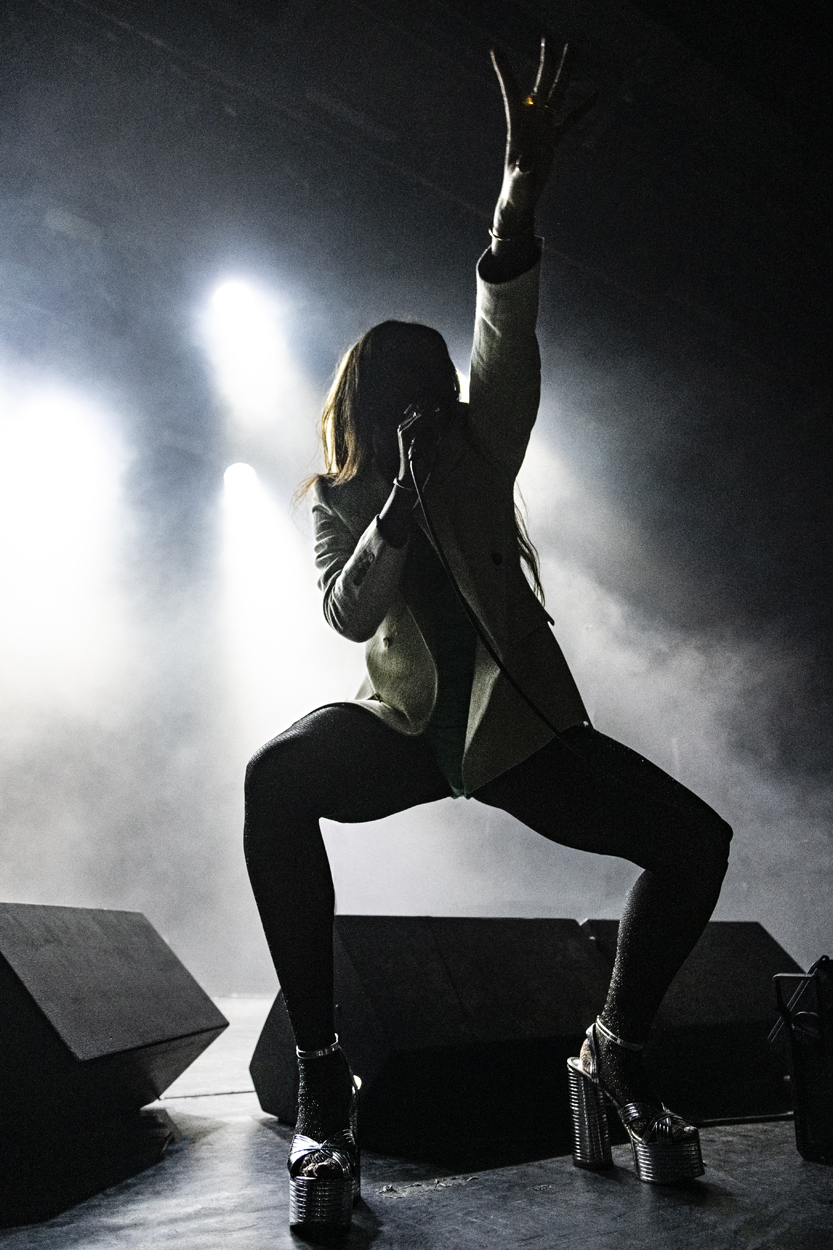 Charlotte Adigéry & Bolis Pupul @ Trix, picture 16, photographed by Sandra Van Watermeulen - FrontView Magazine