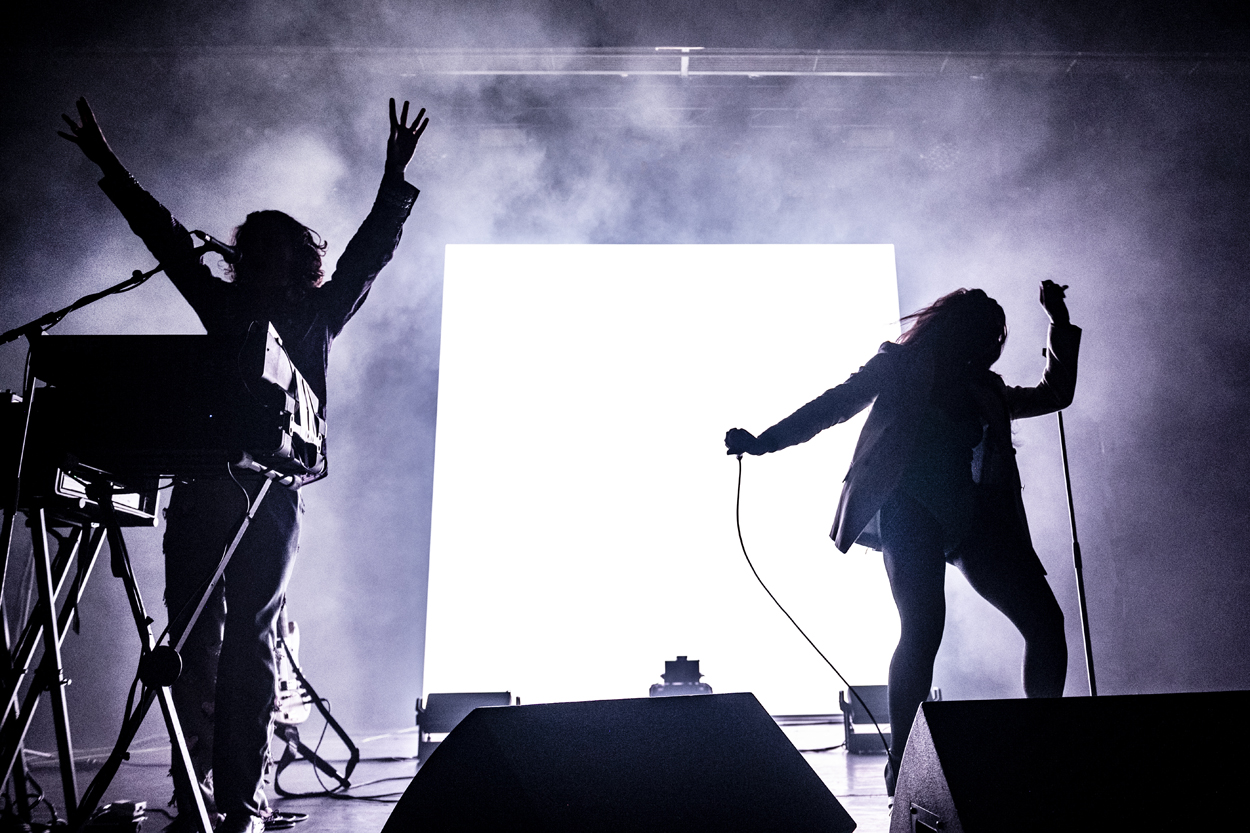 Charlotte Adigéry & Bolis Pupul @ Trix, picture 17, photographed by Sandra Van Watermeulen - FrontView Magazine